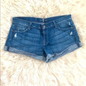 7 for all mankind mid rise distressed cuffed short